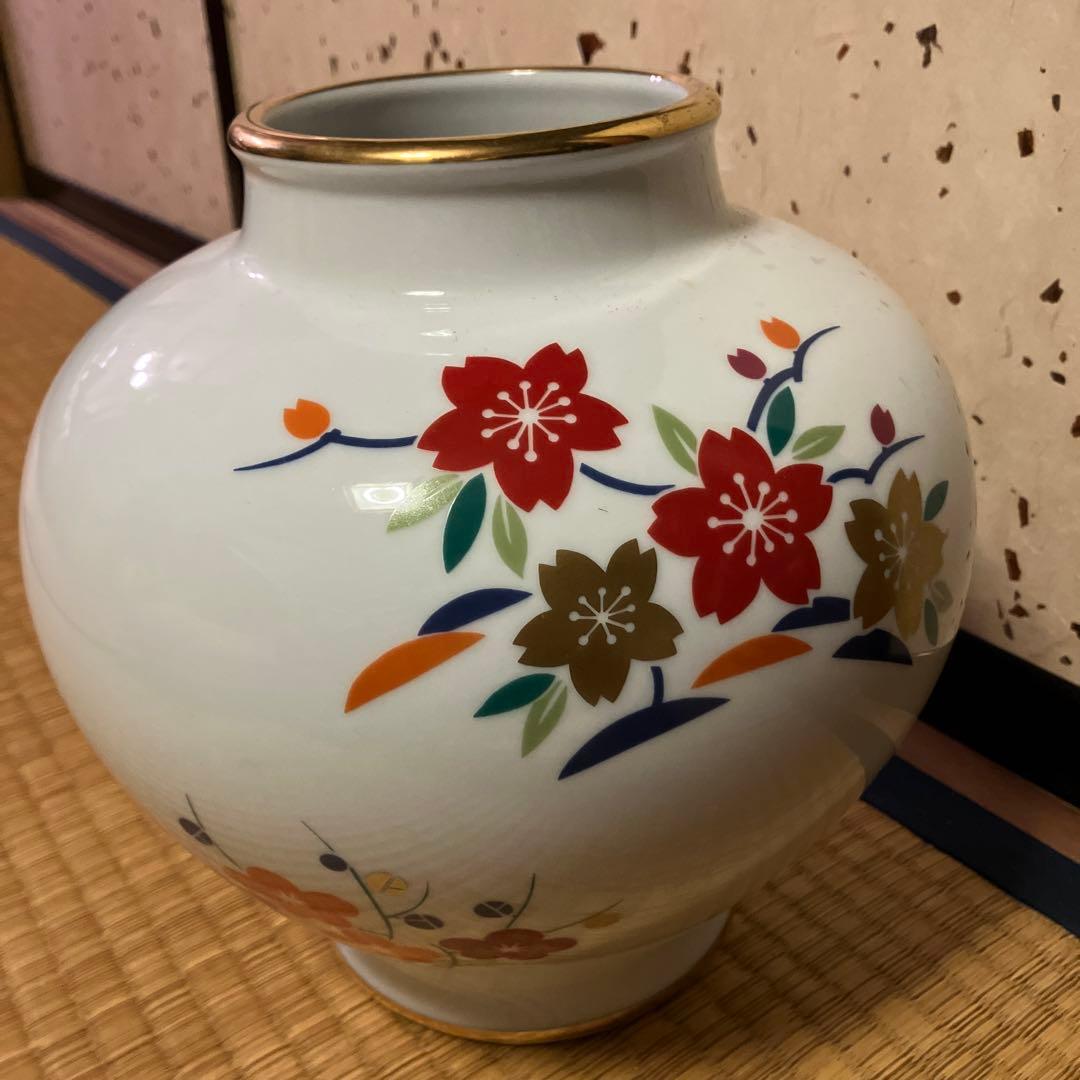 ノリタケ花柄陶器花瓶 金色縁取り