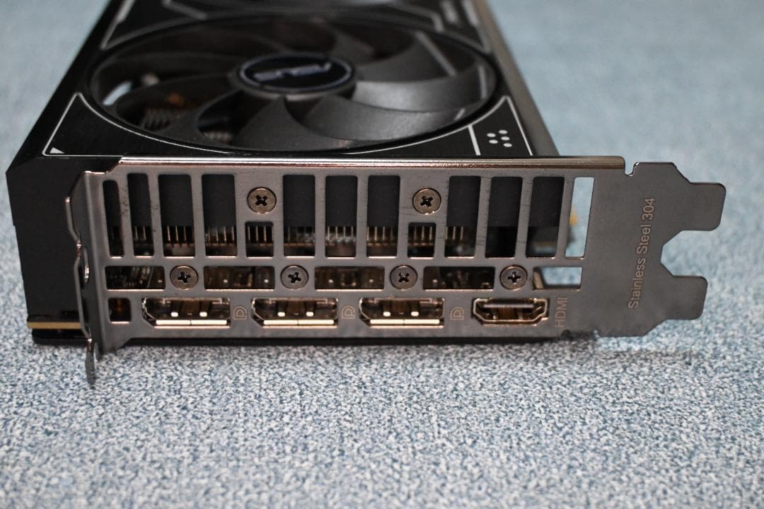 グラフィックボード・グラボ・ビデオカード ASUS GeForce RTX 4060 8GB