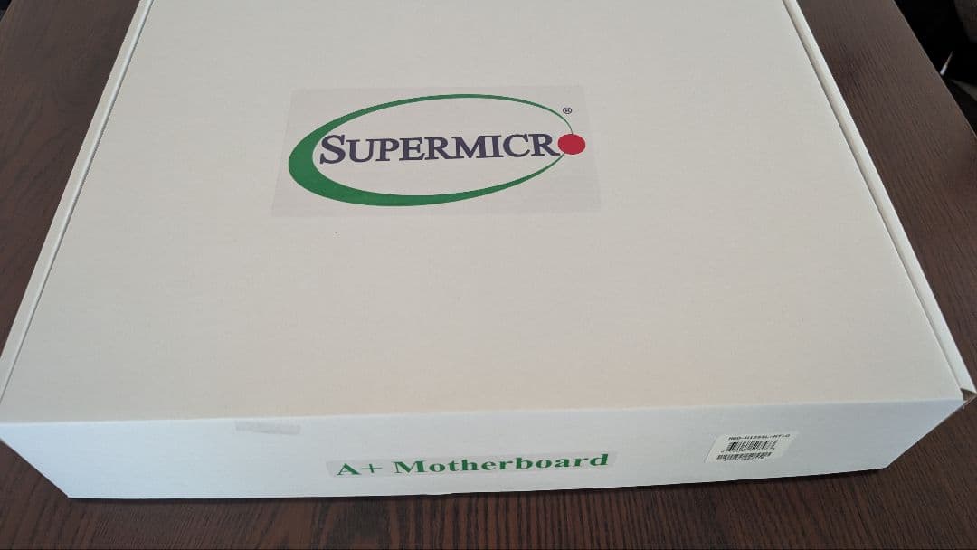 Supermicro H13SSL-NT マザーボード