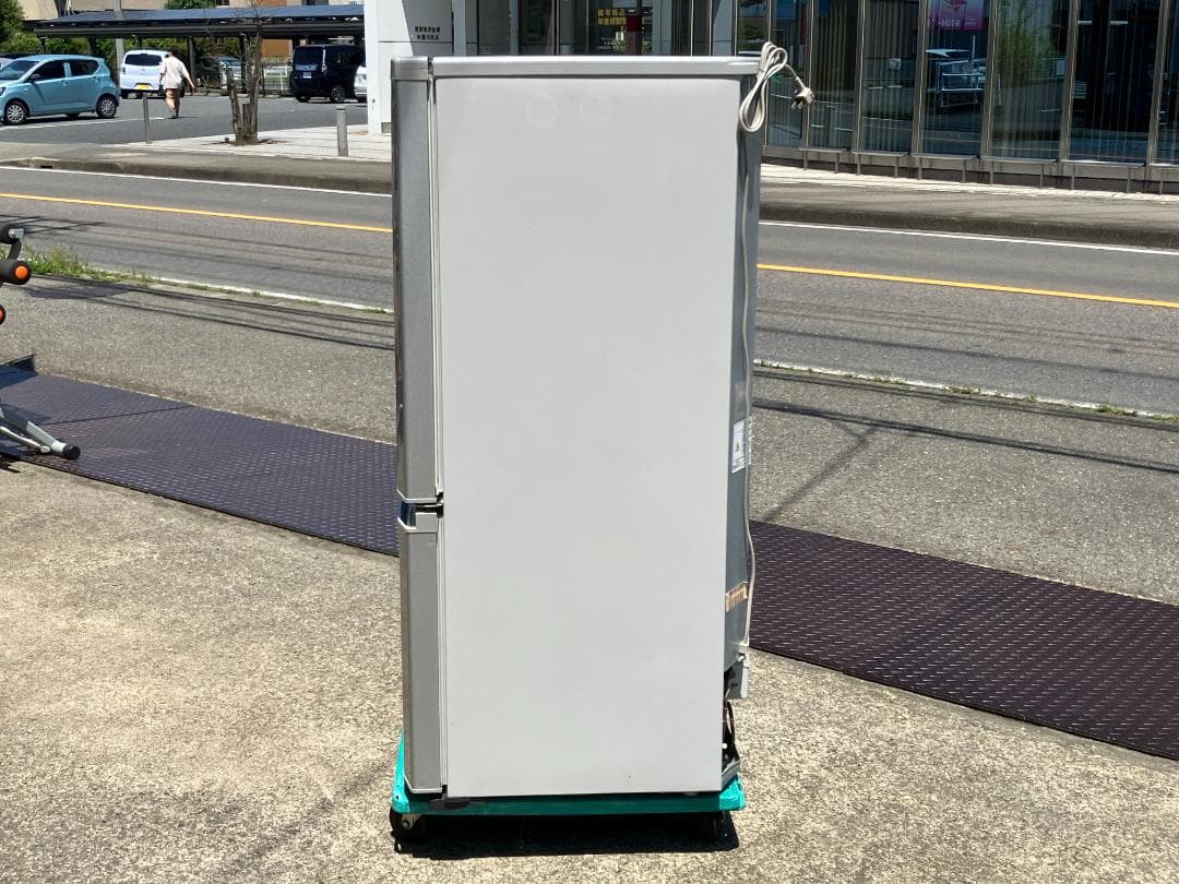 愛知岐阜/送料込★三菱 146L冷蔵庫 MR-P15A-S 2016年製