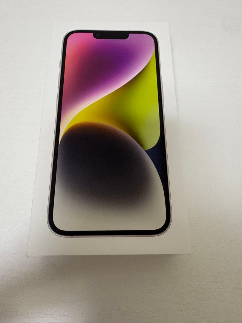 Apple iPhone 14 シルバー 本体