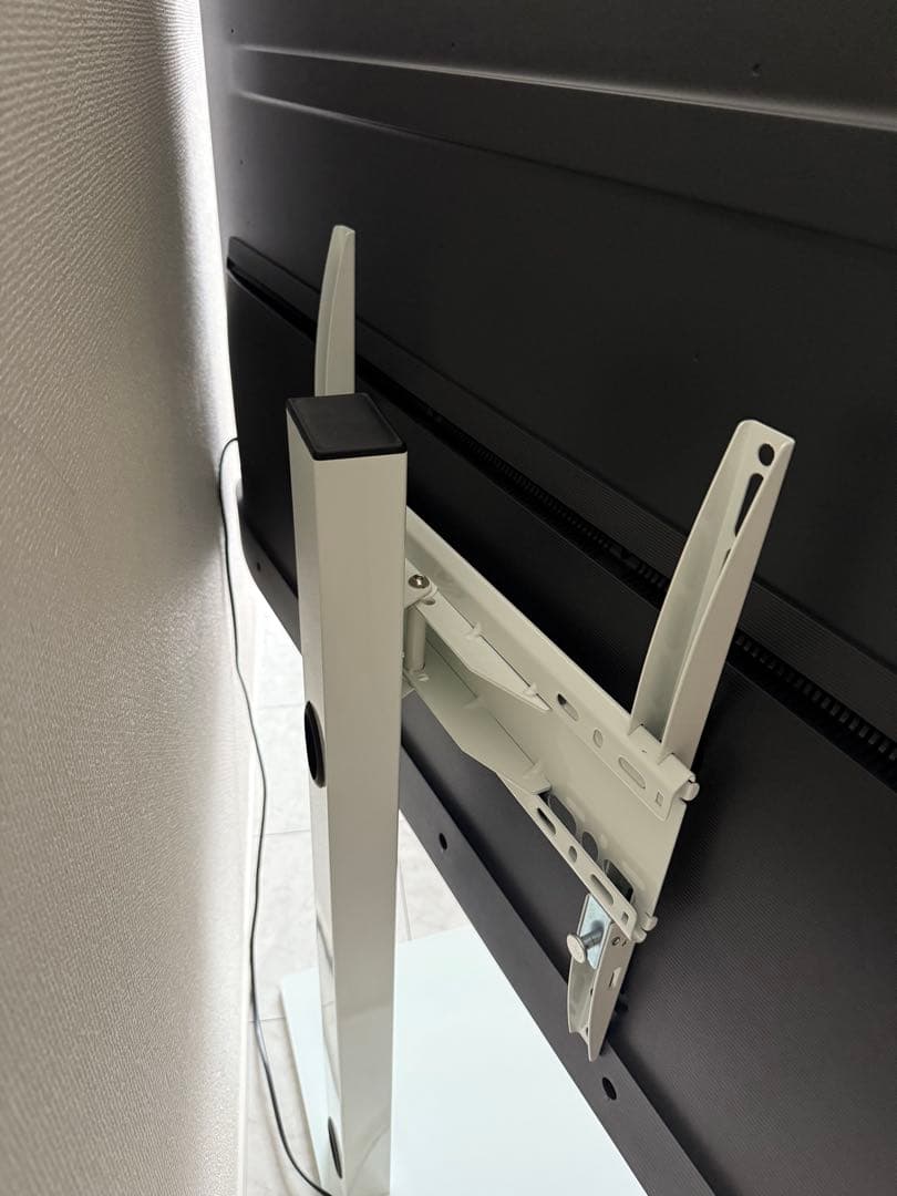 【shiratama】【直接引き取り希望】 Hisense65型液晶テレビ