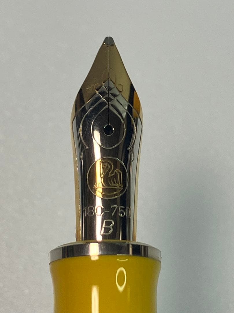 Pelikan 　ペリカン　M710 Yellow TOLEDO 18C-B